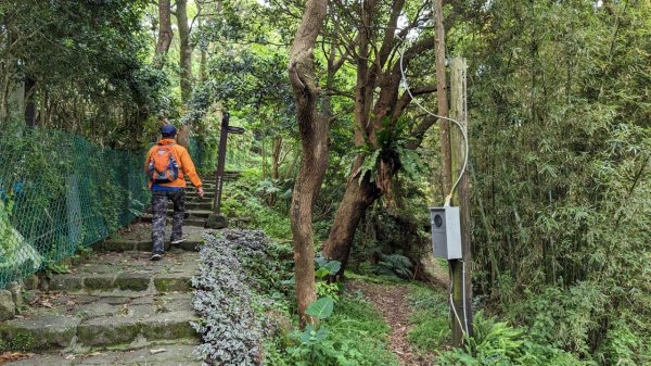 112.04.22走遍陽明山尋寶任務之中正山2126831