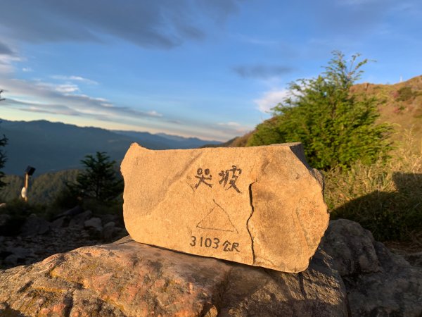 雪山主東北下翠池｜4天4夜｜北稜角上雪北｜聖稜線Y型縱走｜拜訪童話夢幻小屋｜入門C+級縱走2087897