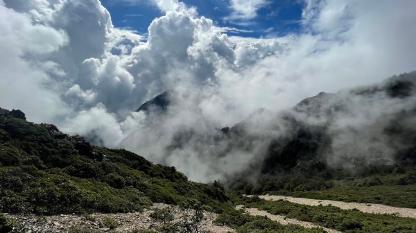 玉山群峰前五峰後四峰2610641