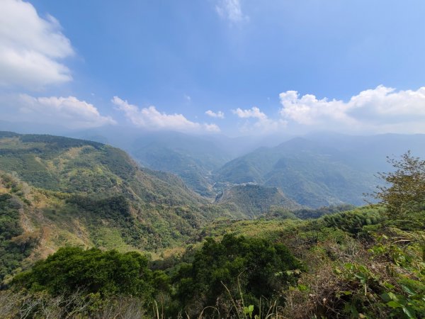 每年進香總要與山親近之東埔山1309593