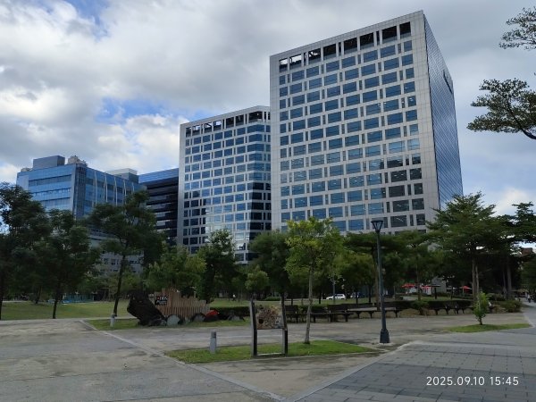 臺北車站、西門町、花博公園圓山園區、撫順公園、臺北市立美術館、大港墘公園【臺北健走趣】2882609