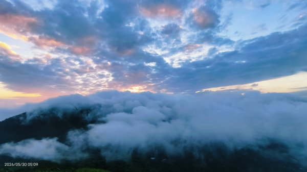 #大屯山 #雲瀑（過山雲） #日出 #滬尾碼頭 #夕陽 #虎山峰 #101大樓3065872