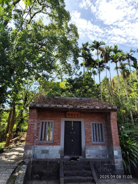 【臺北大縱走 7】2-1 樟山寺→樟樹步道→彩雲亭→相思炭窯→貓纜貓空站→指南路三段40巷2881782