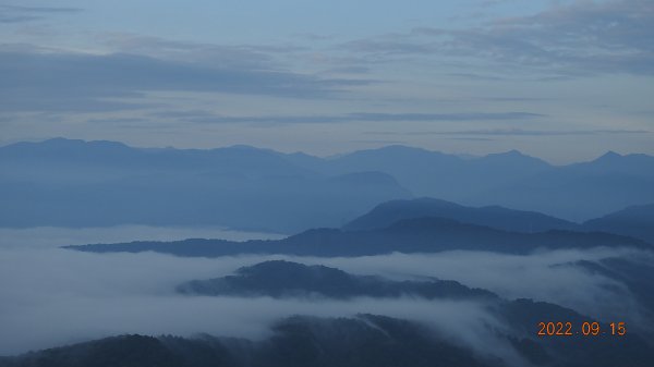 石碇二格山雲海+雲瀑+日出+火燒雲 9/151843607