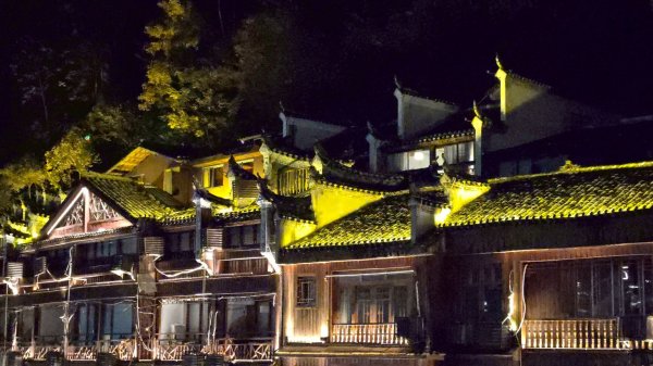 2025/11/8日鳳凰古城2941058