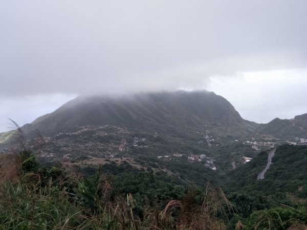 燦光寮登山步道+無緣之墓登山步道(貂山古道1519384