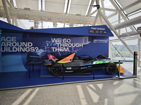 2025_0425 倫敦馬拉松順遊西歐 D7b(領倫敦馬拉松參賽物資)2793711