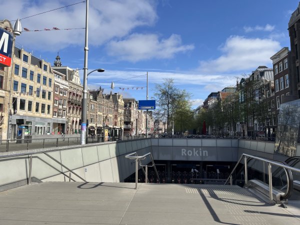 2025_0420 倫敦馬拉松順遊西歐 D2a(阿姆斯特丹中央車站)2785884