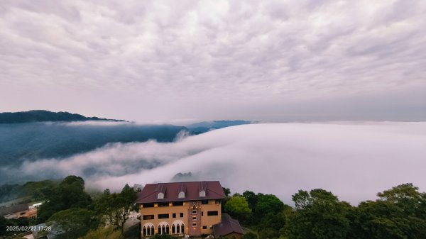 苗栗大湖 #薑麻園 #雲洞山莊 #琉璃光 #雲海 #雲瀑 2/222718320