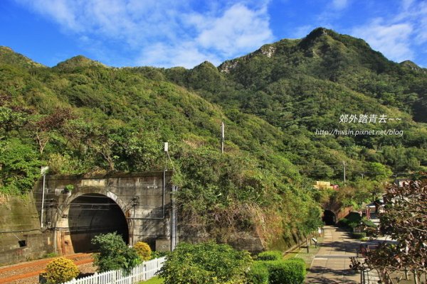 【新北市】海風徐來白雲飛：舊草嶺隧道秘境尋幽~~