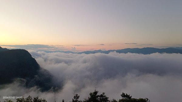 翡翠水庫壩頂星空夜景 #琉璃光雲海 &曙光 #觀音圈 7/72545313