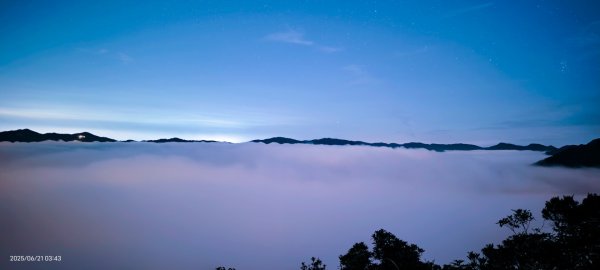 北宜郊山之濫觴 #琉璃光雲海 #日出雲海 #觀音圈雲海 #海景第一排 6/212816377