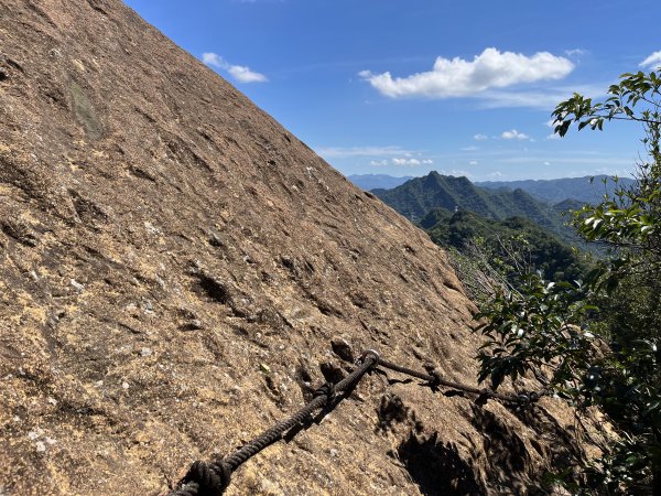 [微笑山線_第九段] 2025_0914 二格山系_皇帝殿東峰2889504