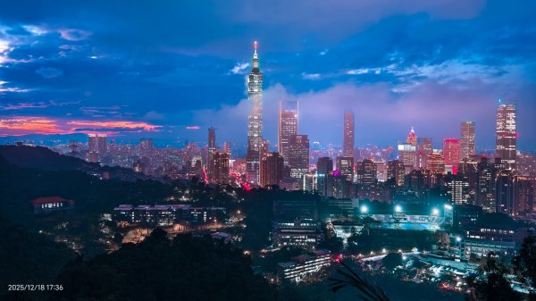 #天空之城 #穿雲箭 #虎山峰 #夕陽 #火燒雲 #夜景 #101大樓 12/182964777