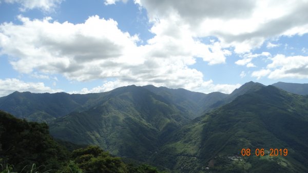 蟬鳴鳥叫蝶飛舞-復興三尖之夫婦山645436