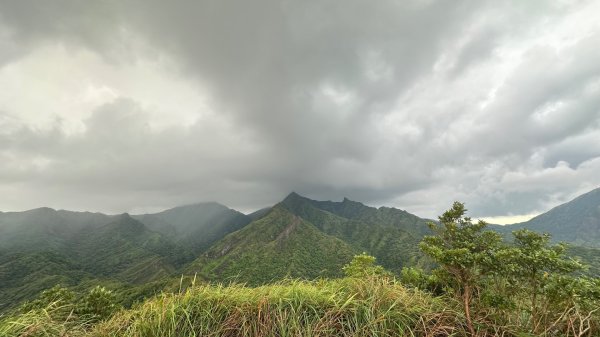 劍龍稜202510172920298