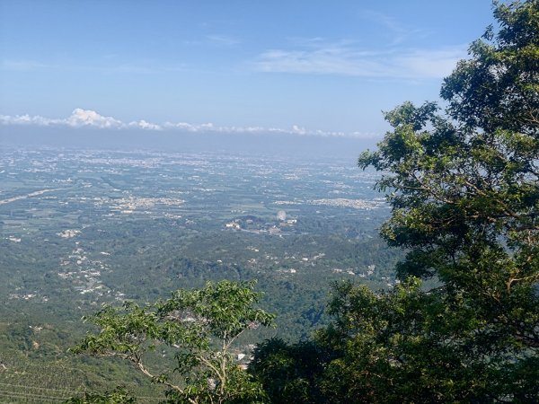 華山4-2號步道上雲嘉連峰2579320