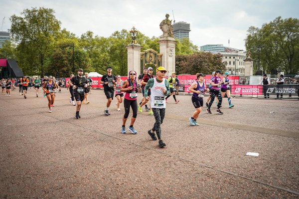 2025_0427 倫敦馬拉松順遊西歐 D9a(起點和終點)2794413