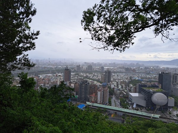小百岳集起來劍潭親山步道3103140