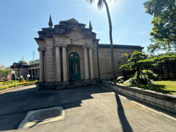 兩輪+兩腳(三) 碧潭吊橋  新店溪左岸自行車道 溪州部落 陽光橋 右岸自行車道 寶藏巖 水源町公園 台北自來水博物館與園區