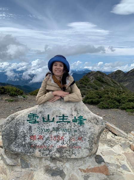 雪山主東北下翠池｜4天4夜｜北稜角上雪北｜聖稜線Y型縱走｜拜訪童話夢幻小屋｜入門C+級縱走2088543