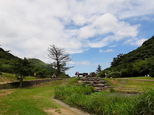 端午登高順陽好節氣 炎炎夏日。登高看雲去1008992