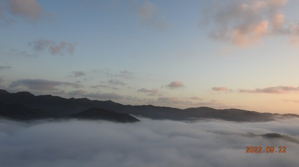 坪林開眼崙雲海+日出/月亮與石碇獵狸尖(梅樹嶺)雲海斜射光1852850