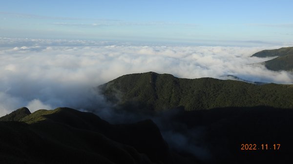 陽明山雲海季6日內連三場+流瀑+觀音圈，天空之城 ?大水沖倒龍王廟 ?水淹金山寺 ?1916016