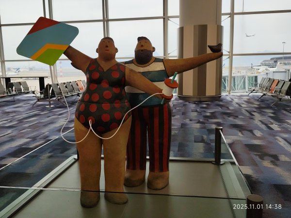 四川成都天府機場→香港國際機場→臺灣桃園國際機場2941792