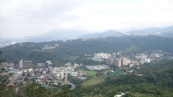 五指山系縱走-劍潭山縱走五指山下聖人橋27198