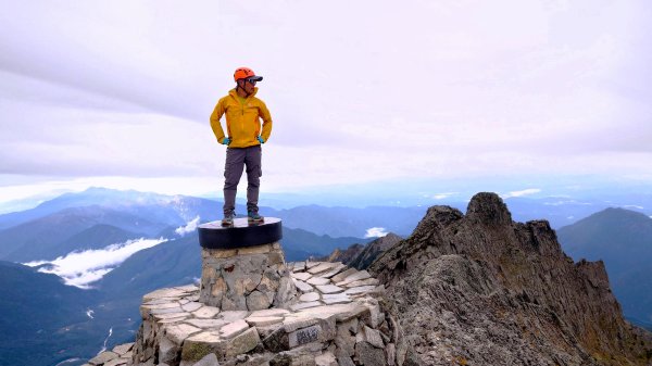 體驗日本最經典的北阿爾卑斯山脈之美燕槍穗縱走2964670