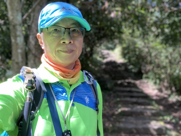 走過火山群-大屯山五連峰縱走2070619