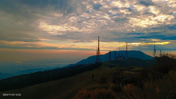 陽明山再見差強人意的 #雲瀑 #觀音圈 #霧虹 ？10/272653735