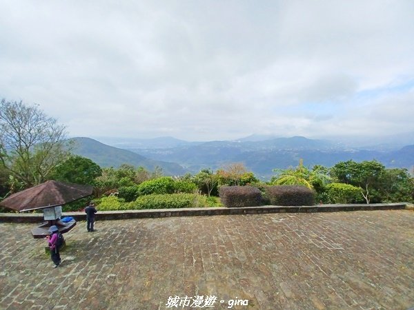 【台北。內湖】山頂好眺望。 小百岳集起來。 編號8小百岳大崙頭尾山親山步道1590483