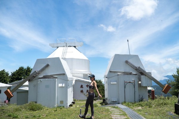 【鹿林山、麟趾山】夏日享受天然冷氣，散步欣賞玉山群峰和阿里山山脈2558780