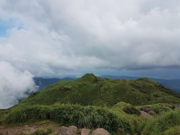 七星山+小油坑 放空趣142999