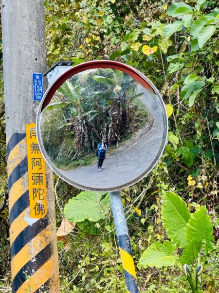 烏山縱走中段:龍湖寺-金光山財神廟-縱走石松子山2984593