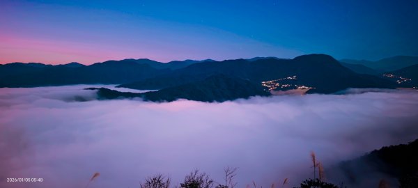 #新店四十份 #翡翠水庫壩頂 #覺真宮 #雲海 #日出 #雲瀑 #霧虹 1/52977214