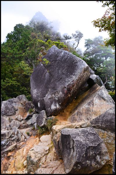 一顆大石頭 ~ 三訪鳶嘴山338597