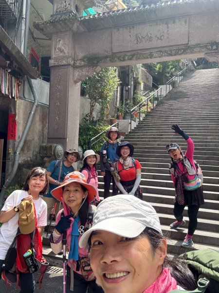 銀河洞越嶺貓空-新高麗坑山-銀獅縱走-猴山岳群峰+三條魚縱走2765501