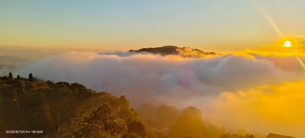 雲洞山莊夕陽暮光雲海&首訪龍騰斷橋12/142378804