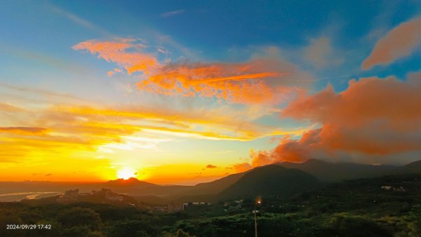 小草山夕陽火燒雲9/292606889