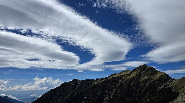 奇萊主北三天二夜，意想不到高原反應超嚴重下，頭痛、噁心、拉肚子、呼吸不順，順利登頂奇萊主峰2793572
