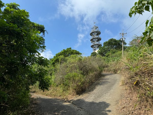 台南市南化區、高雄市杉林區交界小百岳NO.70刣牛湖山2329421