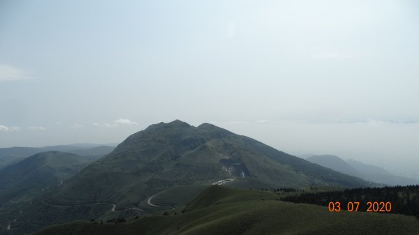 經不住陽光和遠處山頭的誘惑 !869664