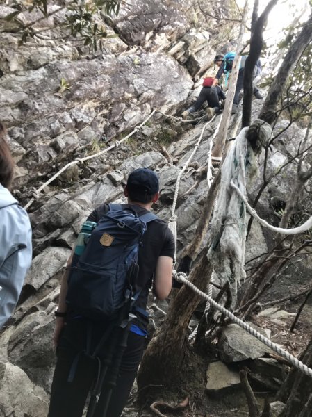 鳶嘴山929374
