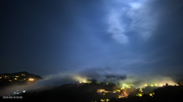 石碇趴趴走追雲趣 #二格山 #琉璃光 #雲瀑 #雲海流瀑 #雲海 5/182789952