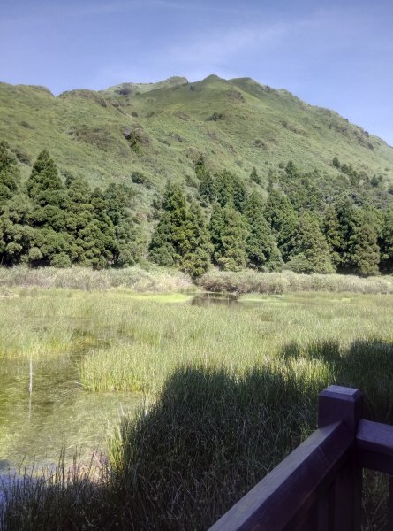 夢幻湖和夢幻湖山上的風景1425919