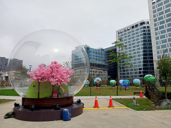 春暖花開的內湖大港墘公園、文德三號公園、瑞陽公園【齊心鞋力向前走】