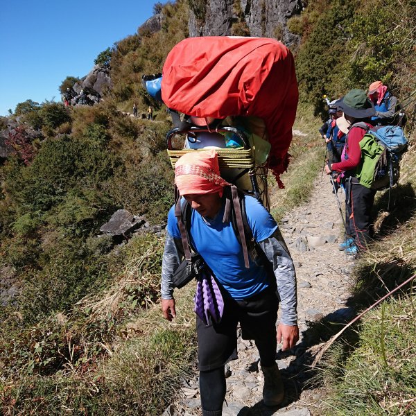 韓國朋友登台灣第一高峰玉山-201810527800